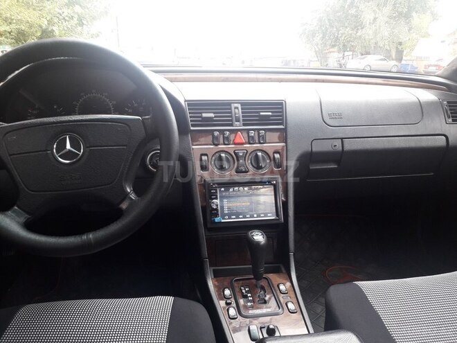 Mercedes C 230 1999, 174,540 km - 2.3 l - İmişli