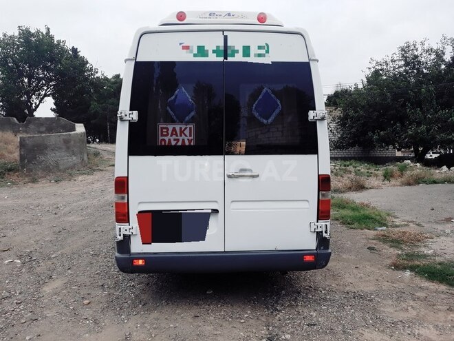Mercedes Sprinter 412 1999, 1,000,000 km - 2.9 l - Qazax