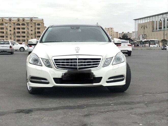 Mercedes E 250 2010, 121,000 km - 1.8 l - Bakı