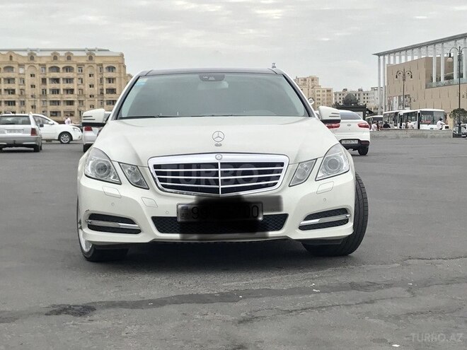Mercedes E 250 2010, 121,000 km - 1.8 l - Bakı