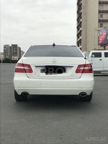 Mercedes E 250 2010, 121,000 km - 1.8 l - Bakı