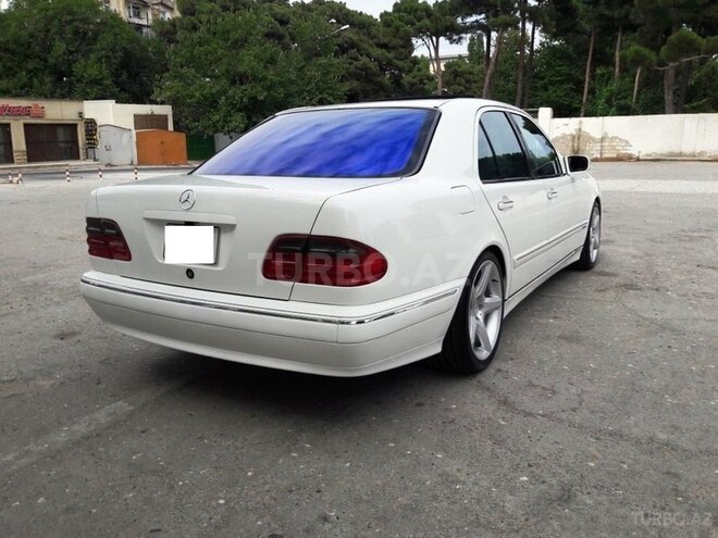 Mercedes E 320 2000, 170,000 km - 3.2 l - Bakı