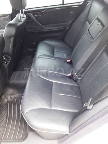 Mercedes E 320 2000, 170,000 km - 3.2 l - Bakı