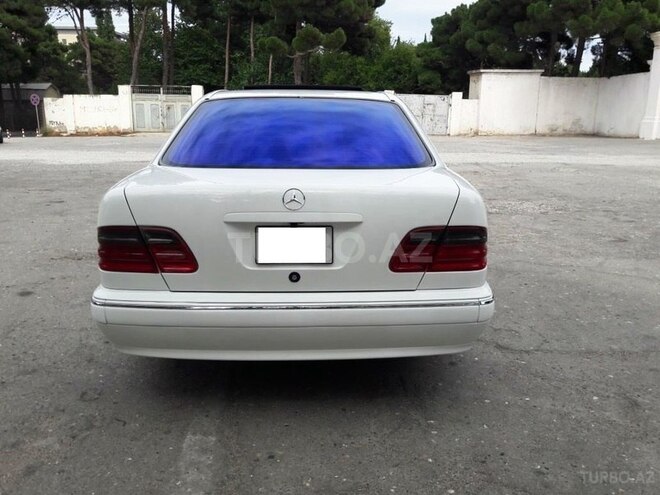 Mercedes E 320 2000, 170,000 km - 3.2 l - Bakı