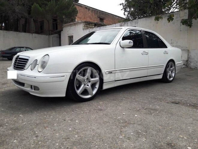Mercedes E 320 2000, 170,000 km - 3.2 l - Bakı