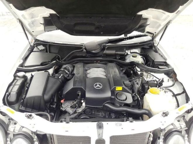 Mercedes E 320 2000, 170,000 km - 3.2 l - Bakı
