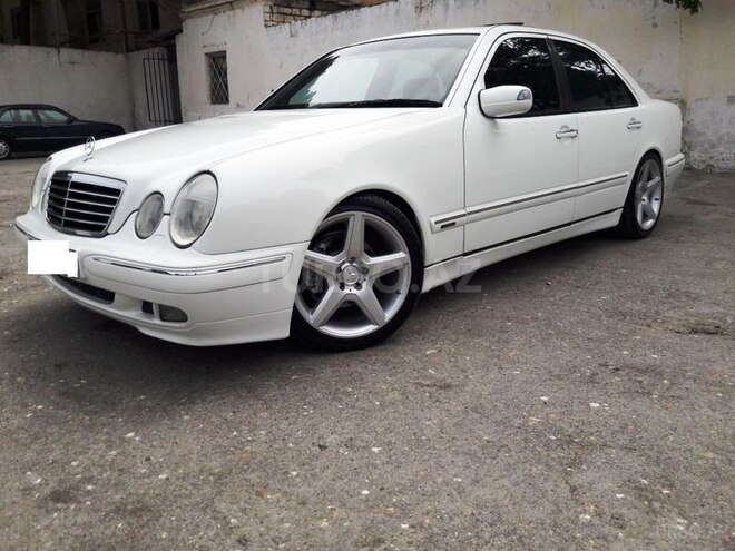 Mercedes E 320 2000, 170,000 km - 3.2 l - Bakı