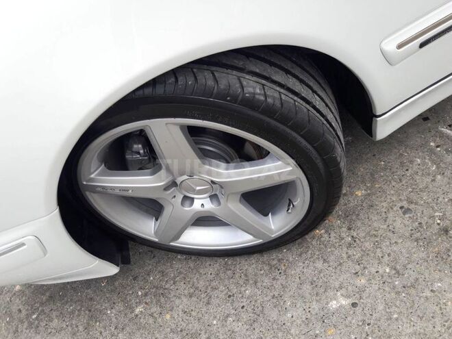 Mercedes E 320 2000, 170,000 km - 3.2 l - Bakı