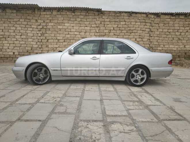 Mercedes E 320 2000, 223,456 km - 3.2 l - Bakı
