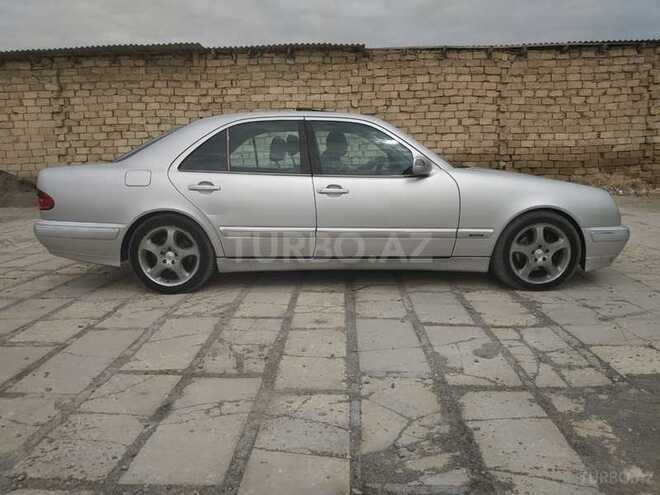 Mercedes E 320 2000, 223,456 km - 3.2 l - Bakı