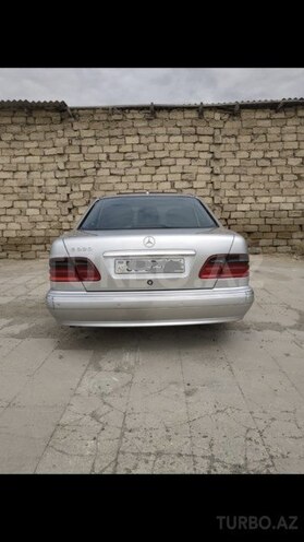 Mercedes E 320 2000, 223,456 km - 3.2 l - Bakı