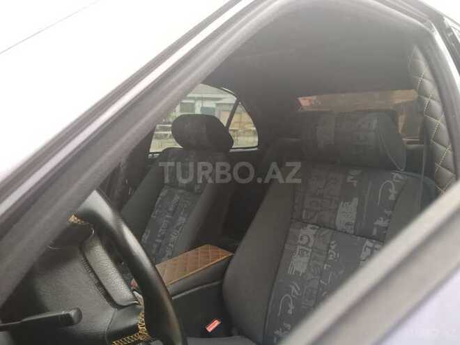 Mercedes E 240 1999, 230,000 km - 2.4 l - Bakı