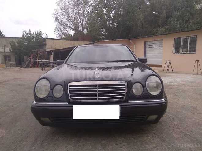 Mercedes E 240 1999, 230,000 km - 2.4 l - Bakı