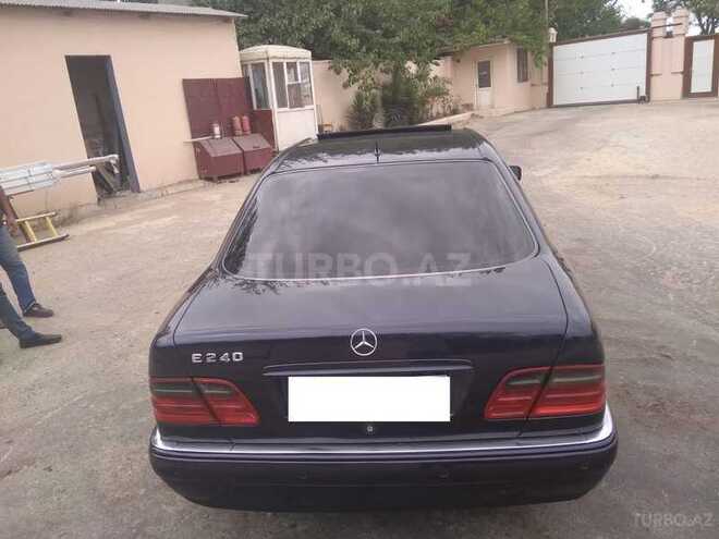 Mercedes E 240 1999, 230,000 km - 2.4 l - Bakı