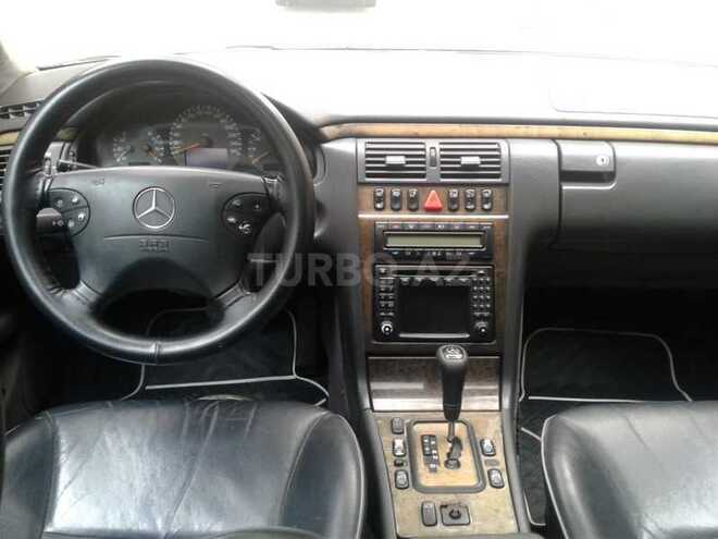 Mercedes E 320 1999, 270,463 km - 3.2 l - Bakı