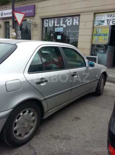 Mercedes C 220 1997, 310,000 km - 2.2 l - Bakı