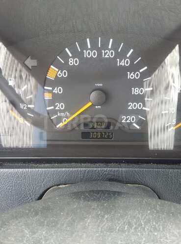 Mercedes C 220 1997, 310,000 km - 2.2 l - Bakı
