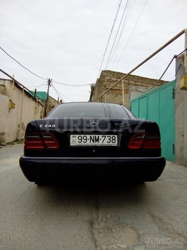 Mercedes E 240 1998, 445,000 km - 2.4 l - Bakı