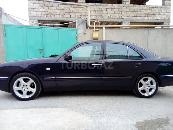 Mercedes E 240 1998, 445,000 km - 2.4 l - Bakı