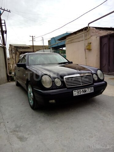 Mercedes E 240 1998, 445,000 km - 2.4 l - Bakı