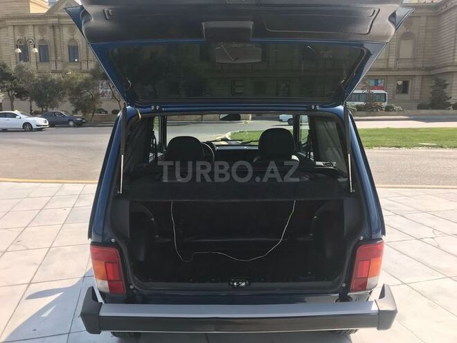 LADA (VAZ) Niva 2015, 133,000 km - 0.8 l - Quba