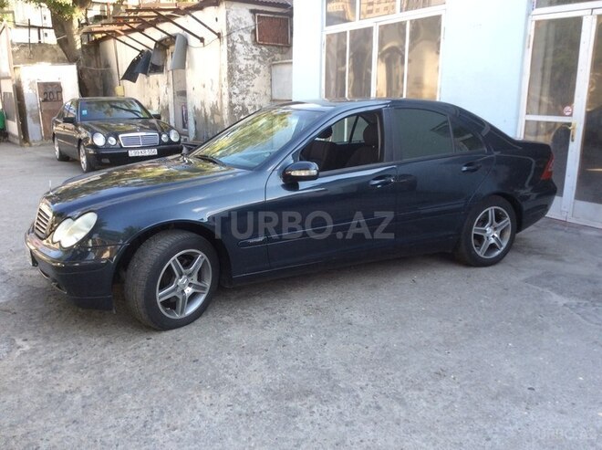 Mercedes C 200 2000, 230,000 km - 2.0 l - Bakı