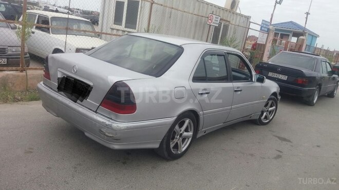 Mercedes C 220 1999, 332,516 km - 2.2 л - Bakı