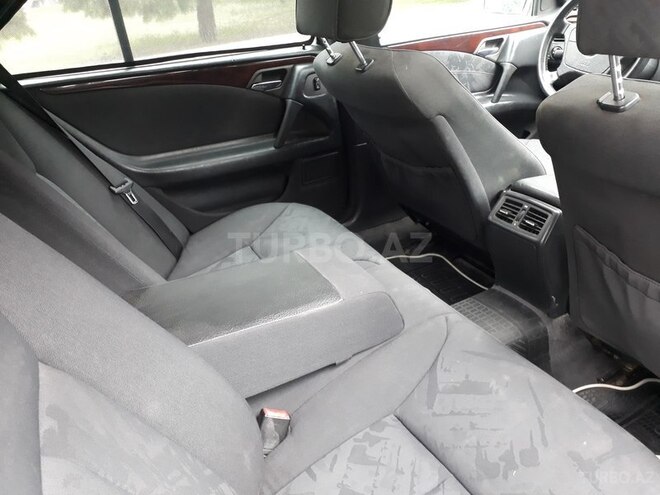 Mercedes E 200 1997, 271,000 km - 2.0 l - Gəncə