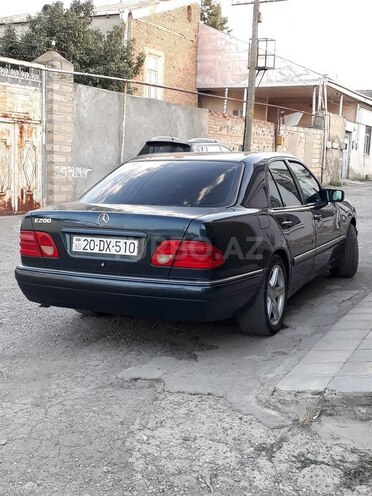 Mercedes E 200 1997, 183,000 km - 0.2 l - Gəncə