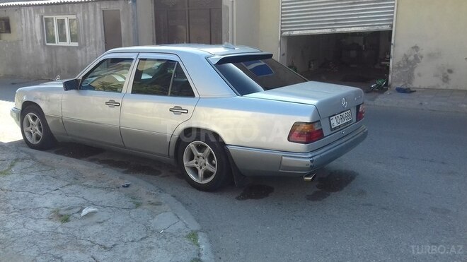 Mercedes E 220 1993, 503,000 km - 2.2 l - Bakı