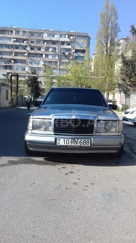 Mercedes E 220 1993, 503,000 km - 2.2 l - Bakı