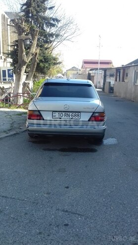 Mercedes E 220 1993, 503,000 km - 2.2 l - Bakı