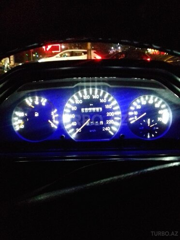 Mercedes E 220 1993, 503,000 km - 2.2 l - Bakı