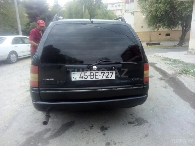 Opel Astra 1993, 220,200 km - 2.0 l - Sumqayıt