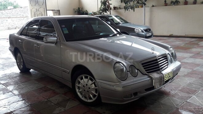 Mercedes E 280 2001, 138,000 km - 2.8 l - Şəmkir