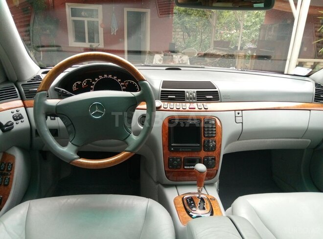 Mercedes S 320 2001, 345,000 km - 3.2 l - Qusar