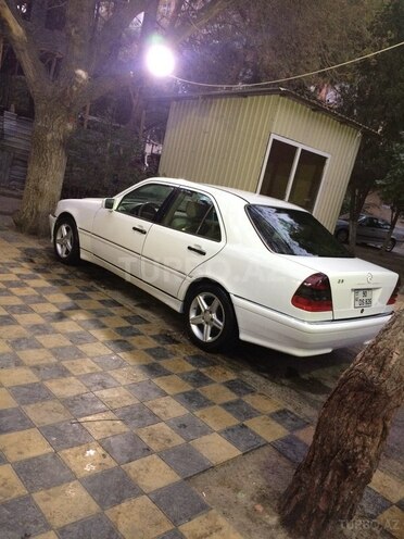 Mercedes C 230 1997, 257,000 km - 2.3 l - Bakı