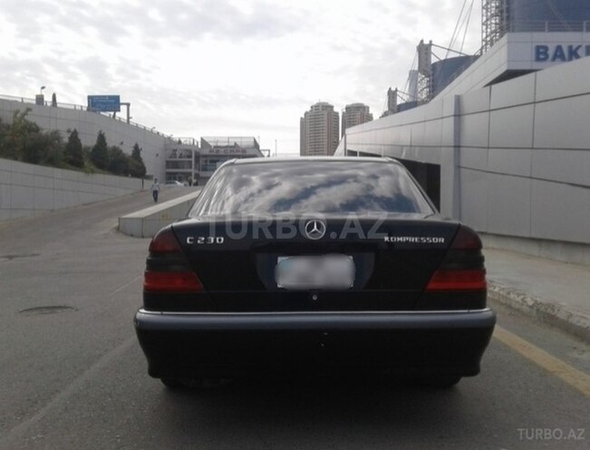 Mercedes C 230 1998, 278,000 km - 2.3 l - Bakı
