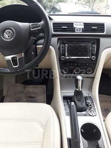 Volkswagen Passat 2014, 107,800 km - 1.8 l - Bakı