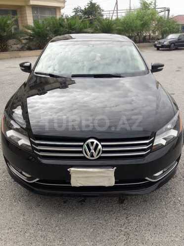 Volkswagen Passat 2014, 107,800 km - 1.8 l - Bakı