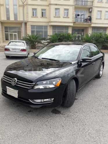 Volkswagen Passat 2014, 107,800 km - 1.8 l - Bakı