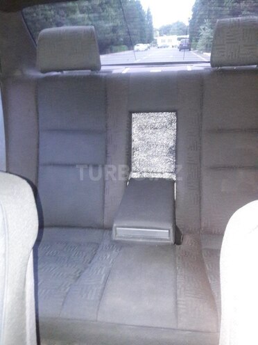 Mercedes C 200 1997, 260,000 km - 2.0 л - Xırdalan