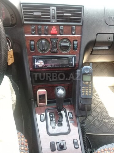 Mercedes C 220 1999, 386,000 km - 2.2 л - Bakı