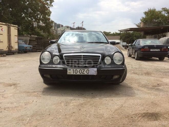 Mercedes E 240 2001, 316,718 km - 2.6 l - Bakı