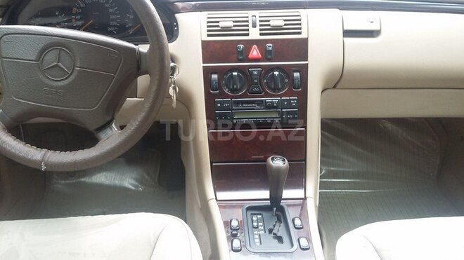 Mercedes C 230 1997, 220,000 km - 2.3 л - Bakı