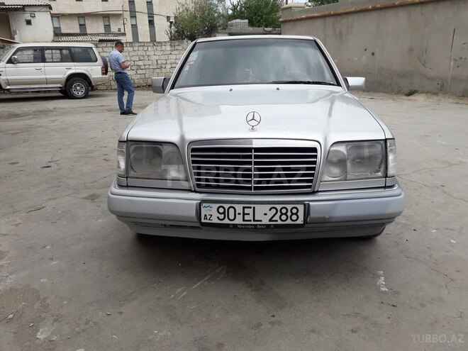 Mercedes E 200 1993, 423,500 km - 2.0 l - Bakı