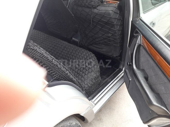 Mercedes E 200 1993, 423,500 km - 2.0 l - Bakı