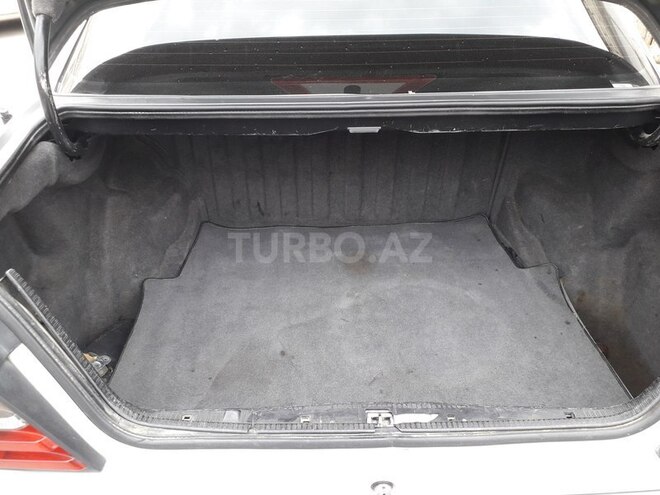 Mercedes E 200 1993, 423,500 km - 2.0 l - Bakı
