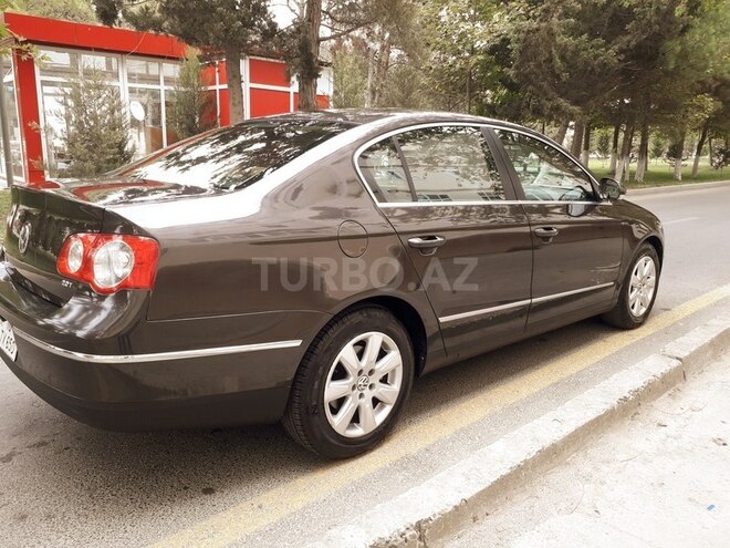 Volkswagen Passat 2006, 300,000 km - 2.0 l - Sumqayıt