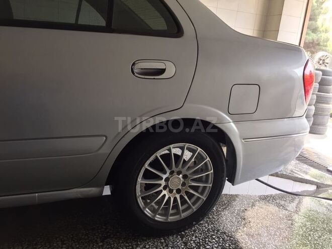 Nissan Sunny 2004, 229,000 km - 1.6 l - Bakı